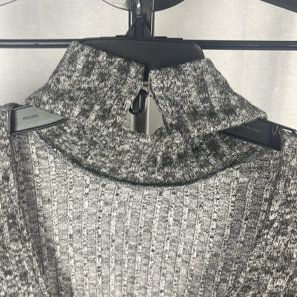 Floret Studios Gray Ribbed Long Sleeve Sweater Dress Size Small (2-4) NWT - Picture 11 of 15